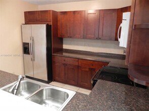 10731 NW 16th Ct in Plantation, FL - Building Photo - Building Photo