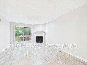 7939 NW 79th Pl in Kansas City, MO - Building Photo - Building Photo