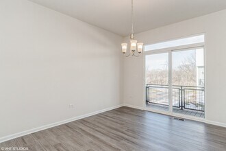 29W707 Cambridge St in Warrenville, IL - Building Photo - Building Photo