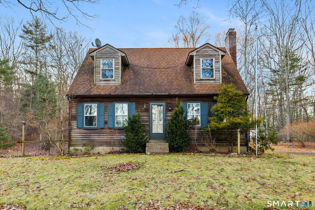 45 Luchon Rd in Willington, CT - Building Photo