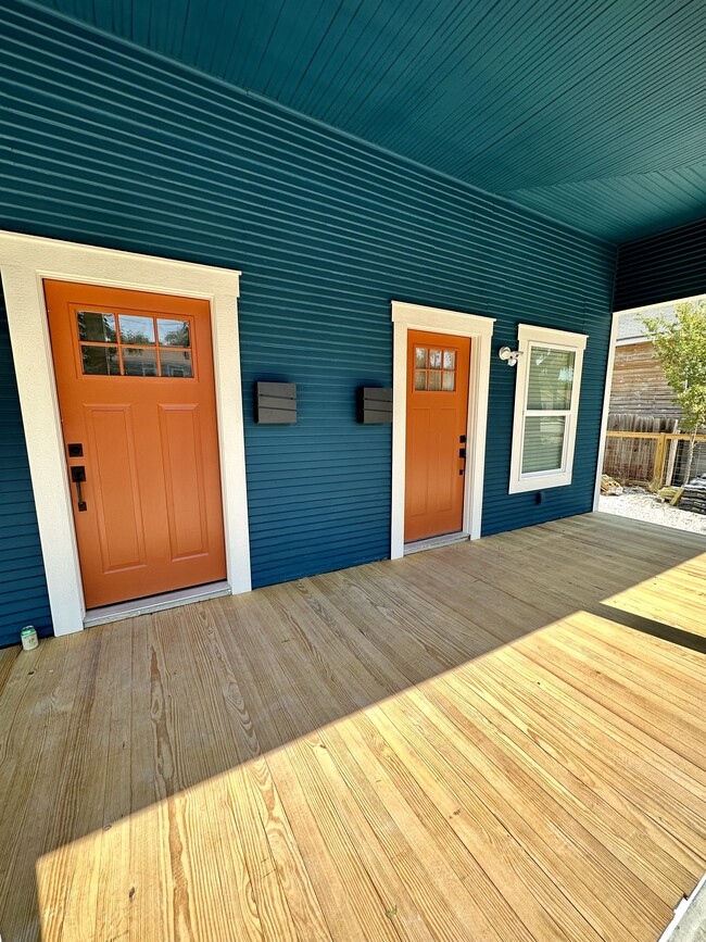 1019 Steves Ave in San Antonio, TX - Building Photo - Building Photo