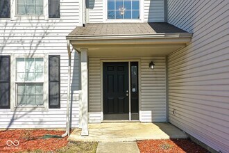 5928 Brookville Lake Dr in Indianapolis, IN - Building Photo - Building Photo