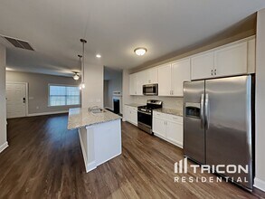 508 Lakemont Dr in Clayton, NC - Building Photo - Building Photo