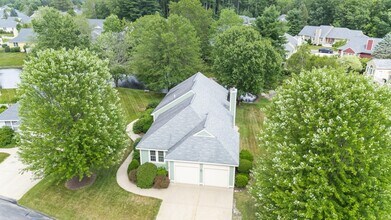 23 Gleneagle Dr in Bedford, NH - Building Photo - Building Photo