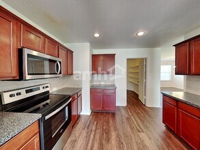 9213 Whistlewood Dr in Fort Worth, TX - Building Photo - Building Photo