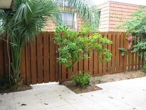 3216 Spanish Wells Dr in Delray Beach, FL - Building Photo - Building Photo