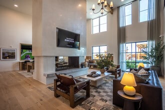The Olsen in Garland, TX - Foto de edificio - Interior Photo