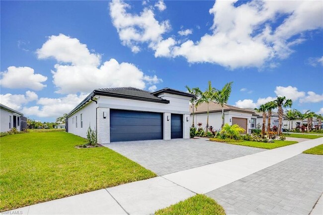 12260 Windamere Trl in Naples, FL - Building Photo - Building Photo