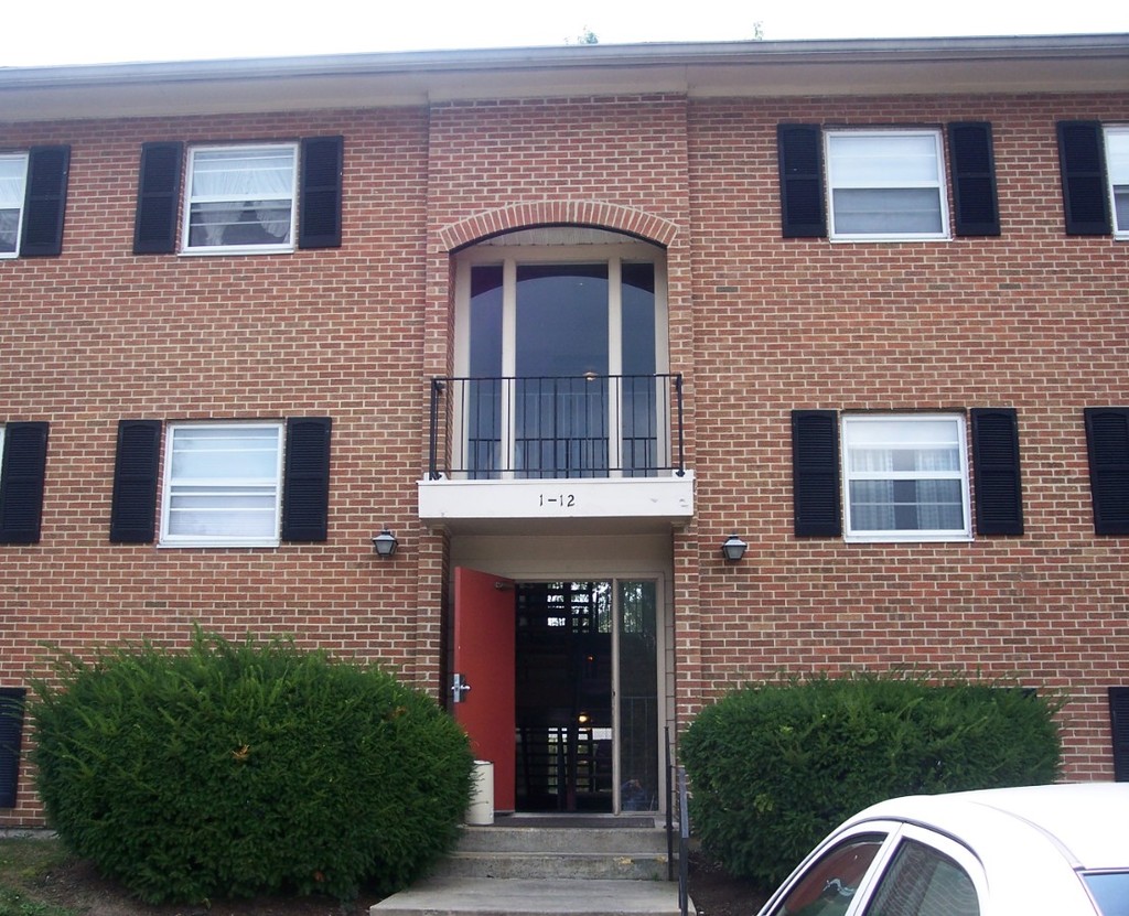 University Hilltop Apartments in Chillicothe, OH