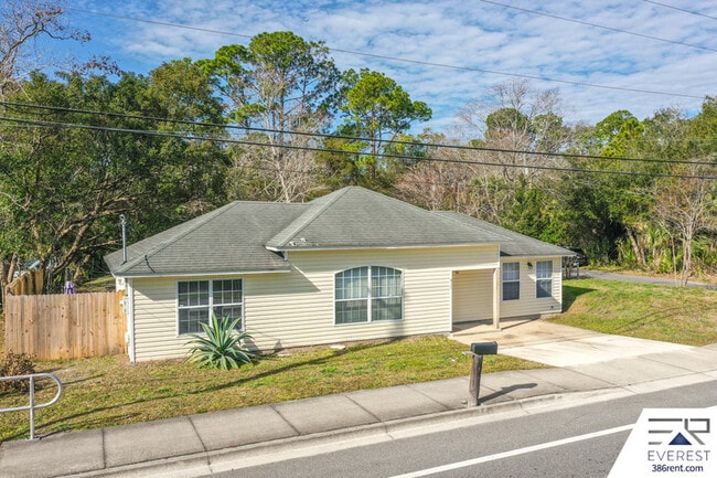 411 S St Johns St in St. Augustine, FL - Building Photo - Building Photo