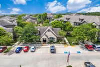 Oxbow Hill Country in Boerne, TX - Foto de edificio - Building Photo