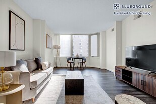 4835 Cordell Ave in Bethesda, MD - Building Photo