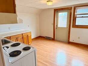 30 Rockland St in Fitchburg, MA - Building Photo - Building Photo