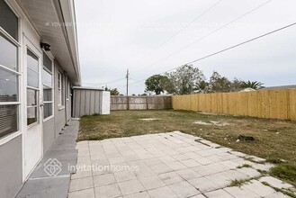 4018 Cluster Dr in Holiday, FL - Building Photo - Building Photo