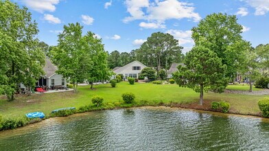 414 Carriage Lake Dr in Little River, SC - Foto de edificio - Building Photo