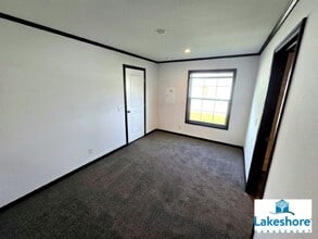 204 Spruce Ln in Mankato, MN - Building Photo - Building Photo