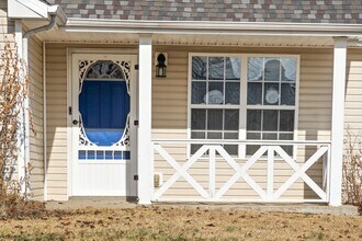 1265 Silver Star Dr in Clarksville, TN - Building Photo - Building Photo