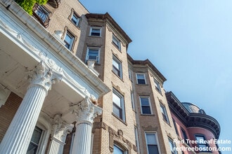 111 Park Dr in Boston, MA - Building Photo - Building Photo