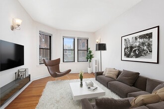 632 W. Addison in Chicago, IL - Building Photo - Building Photo