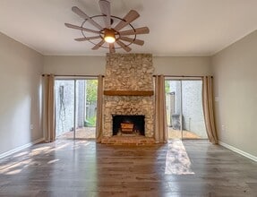 2949 N Shamrock St in Tallahassee, FL - Building Photo - Building Photo