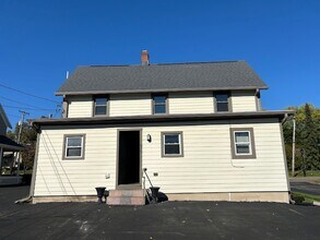 96 E Franklin St in Centerville, OH - Building Photo - Building Photo