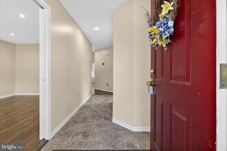 51 Mecouch Dr in Glassboro, NJ - Building Photo - Building Photo