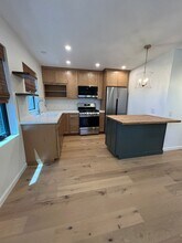 109-109 N Santa Rosa St in Ventura, CA - Building Photo - Building Photo