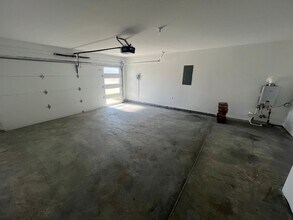 12916 Wempe Wy in Houston, TX - Building Photo - Building Photo