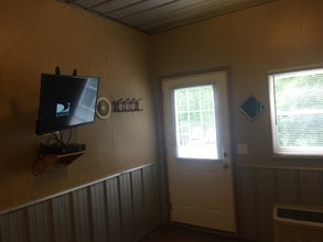 1162 Rapp-Hollow Rd in Lucasville, OH - Building Photo - Building Photo