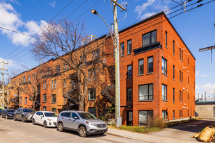 5617-5657 Des Érables Av in Montréal, QC - Building Photo