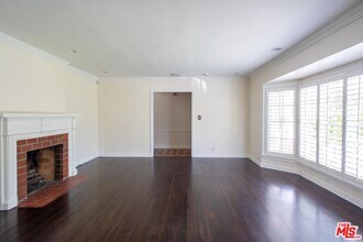 4615 Allott Ave in Los Angeles, CA - Building Photo - Building Photo