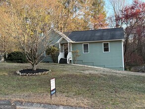 871 White Stag Ln in Canton, GA - Building Photo - Building Photo