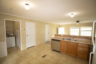 1776 Zettwell Rd in Statesboro, GA - Building Photo - Building Photo