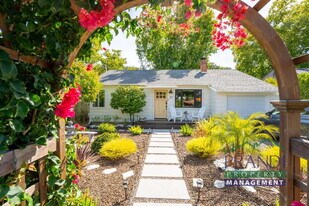 217 Humboldt St in San Rafael, CA - Building Photo