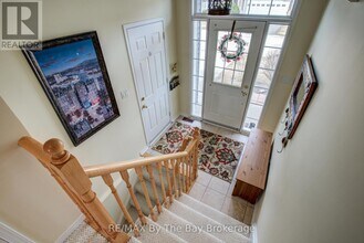 32-32 Green Briar Dr in Collingwood, ON - Building Photo - Building Photo