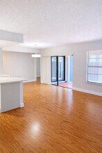 9033 SW 123rd Ct in Miami, FL - Building Photo - Building Photo