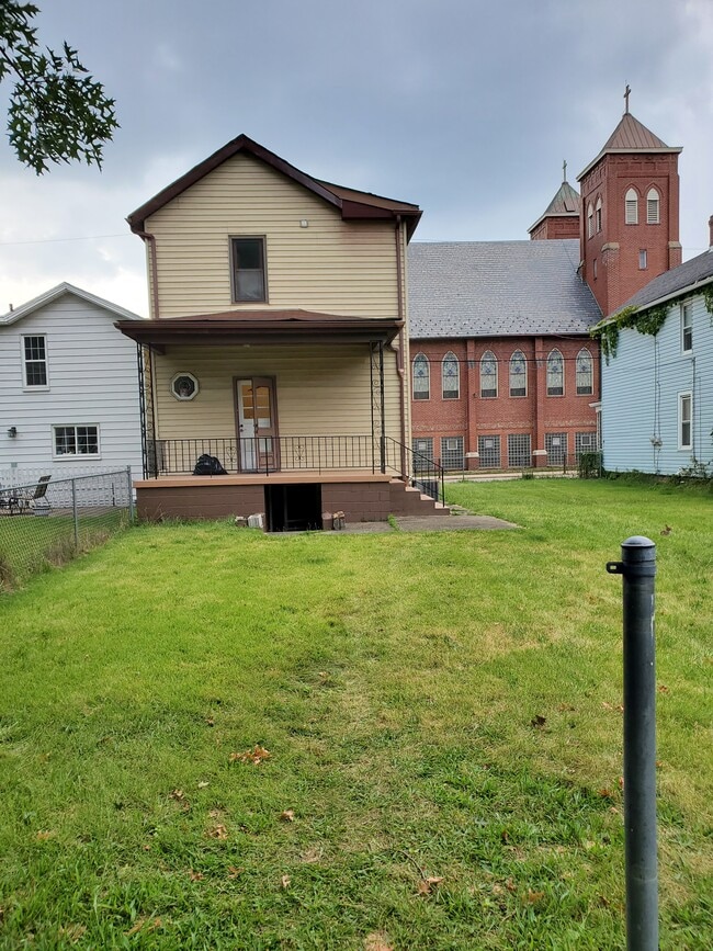 property at 507 3rd Ave