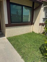 5763 N Park Rd in Fort Lauderdale, FL - Building Photo - Building Photo