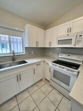 2208 W 74th St in Hialeah, FL - Building Photo - Building Photo