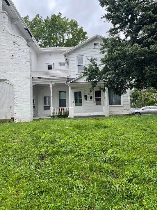 29 Clinton Ave in Tiffin, OH - Building Photo