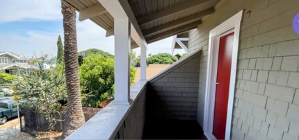 4009 Brighton Ave in Los Angeles, CA - Foto de edificio - Building Photo