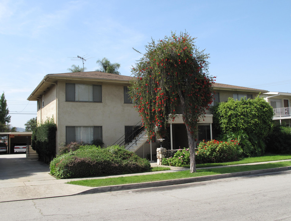 310 E Navilla Pl in Covina, CA - Building Photo