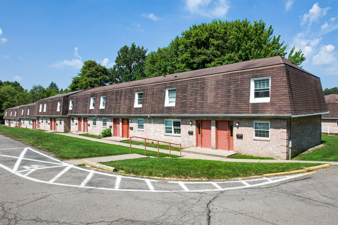 Cooper Street Apartments in Slippery Rock, PA - Foto de edificio