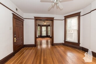 851 W Wellington Ave, Unit 851 WELLINGTON in Chicago, IL - Building Photo - Building Photo