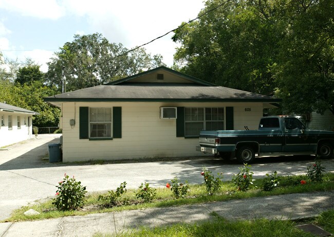 605 N Stella Ave in Lakeland, FL - Building Photo - Building Photo