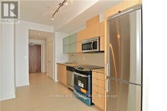 170-2170 Fort York Blvd in Toronto, ON - Building Photo - Building Photo