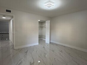 9015 SW 125th Ave in Miami, FL - Building Photo - Building Photo