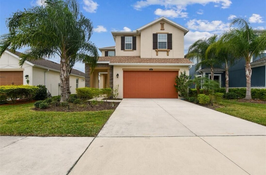4811 Tramanto Ln in Zephyrhills, FL - Building Photo
