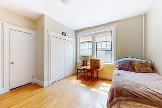 12 Sutherland Rd, Unit 2 in Boston, MA - Foto de edificio - Building Photo