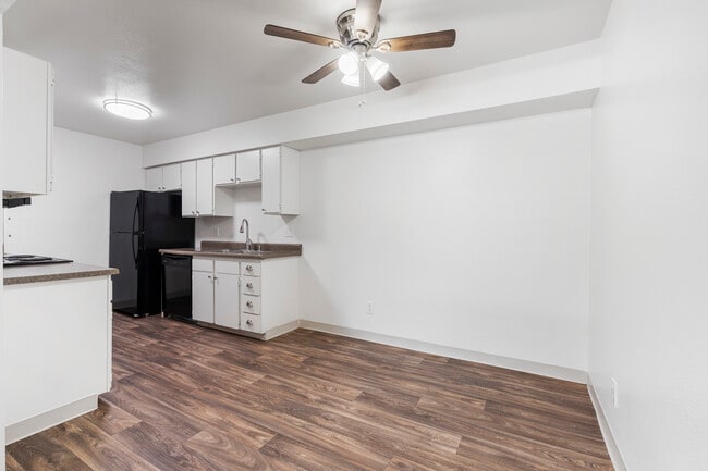 Meadows II Apartment Homes